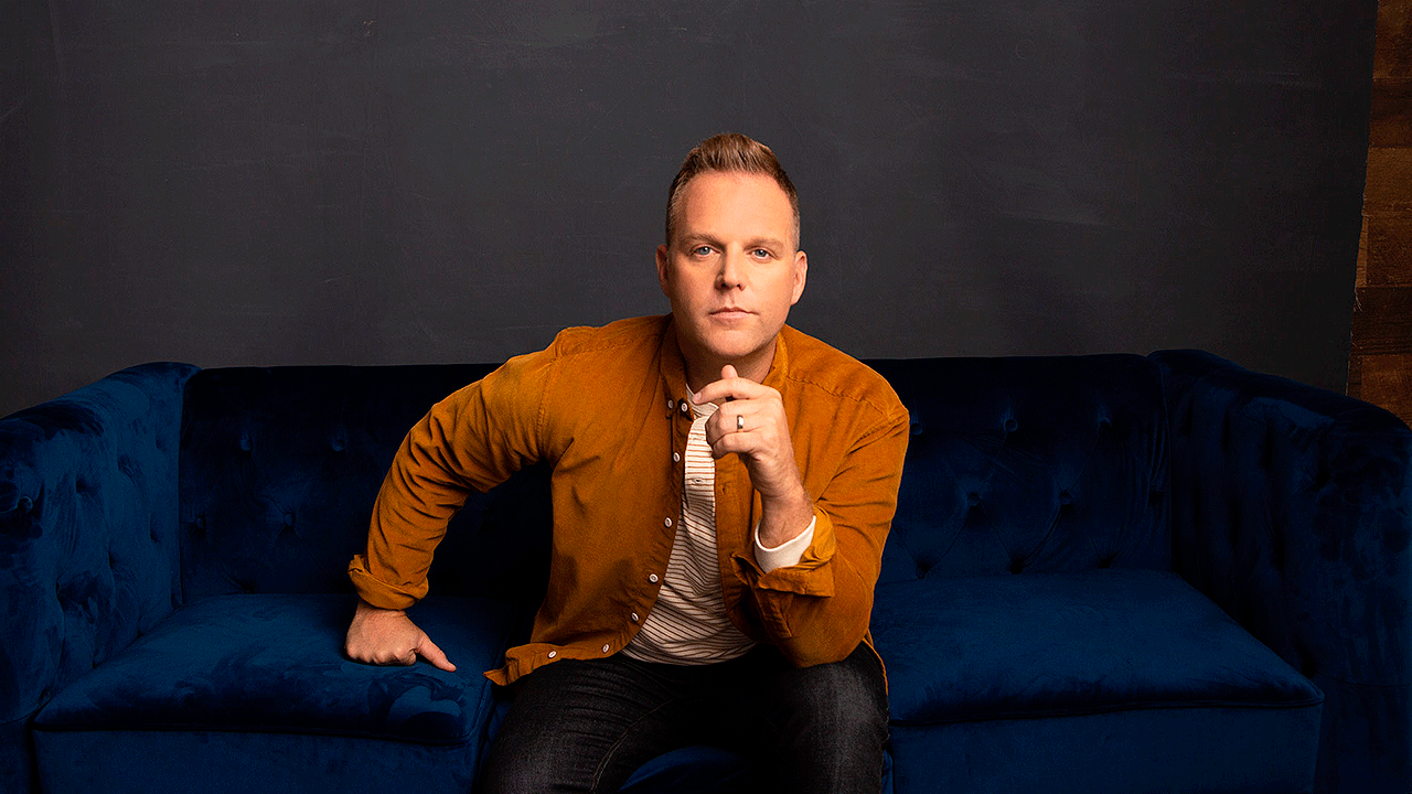 Sigue Orando, la invitación que hace Matthew West y Miel San Marcos