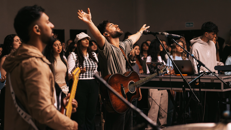 Factor de Cambio Worship estrena su sencillo, Uno en Cristo.